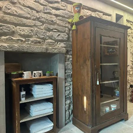 Al Molo 5 - Front Inn Oliveto Lario